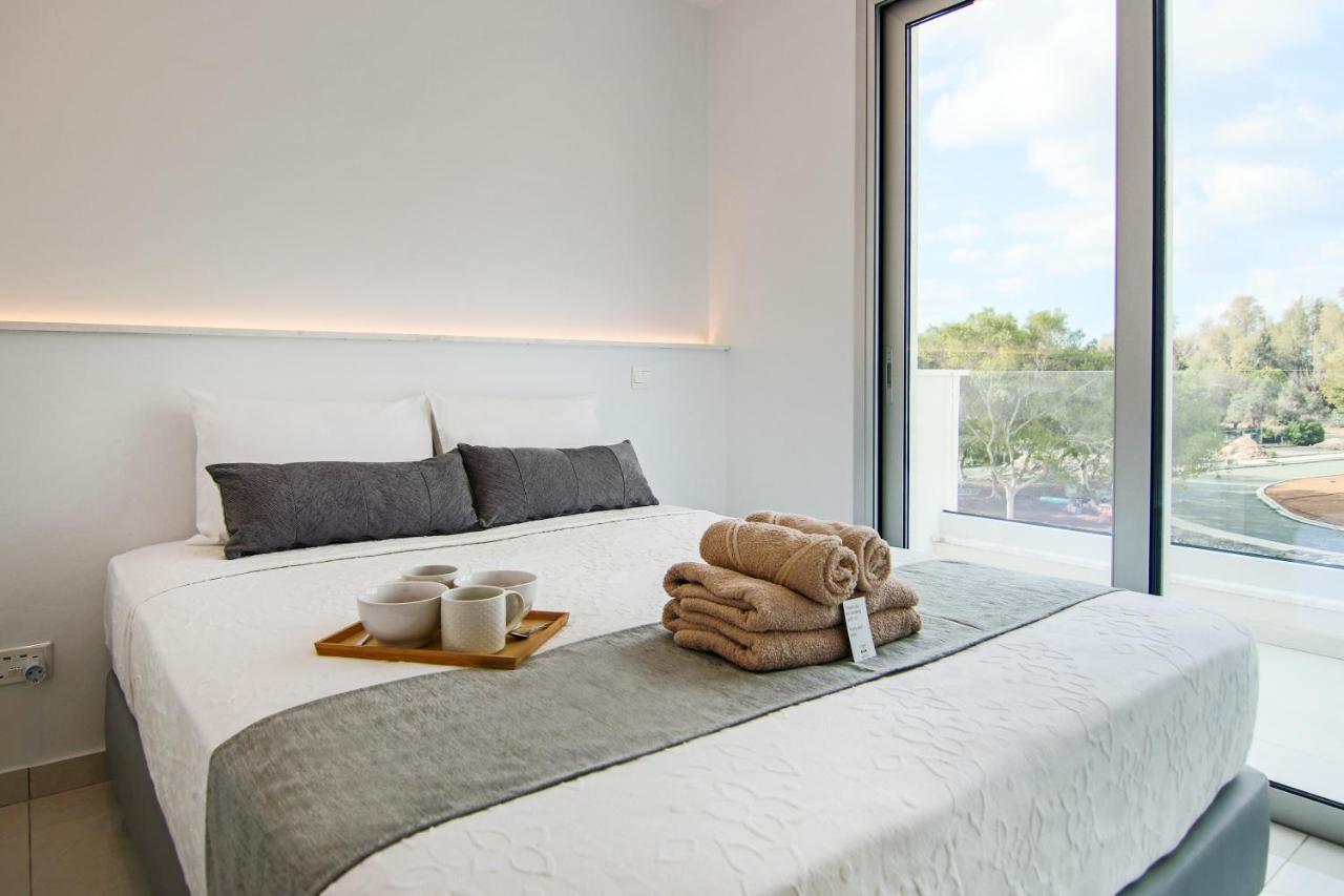 Phaedrus Living - Seaside Executive Flat Harbour 101 Daire Pafos Dış mekan fotoğraf