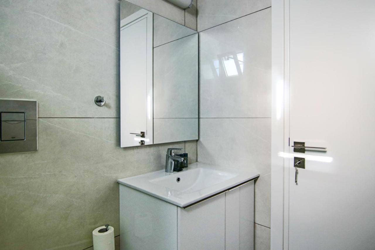 Phaedrus Living - Seaside Executive Flat Harbour 101 Daire Pafos Dış mekan fotoğraf